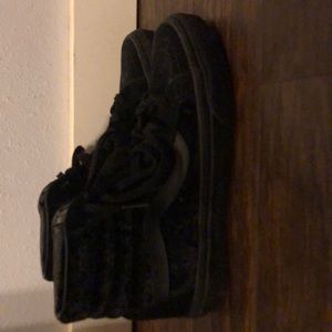 Hightop vans black suede